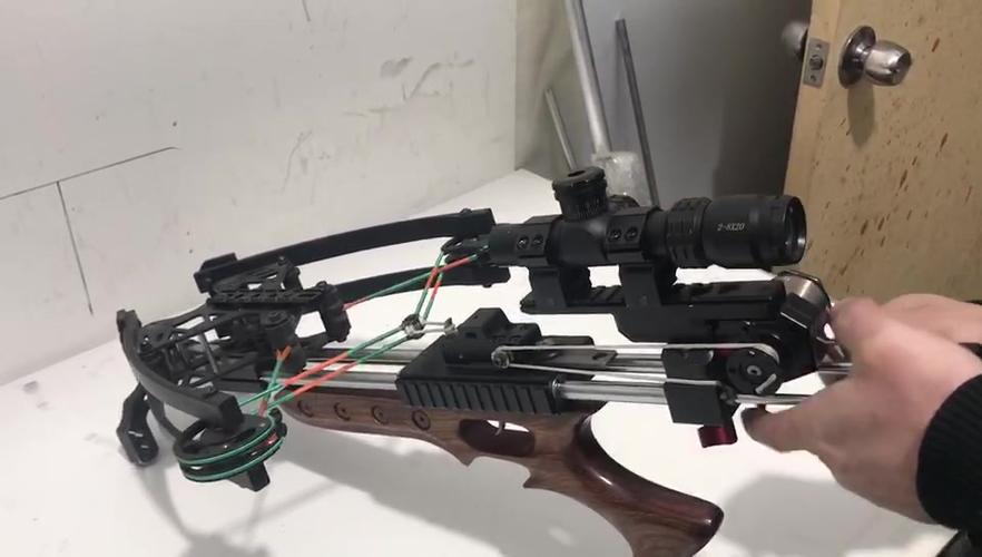 黑风高端复合十字弓绞盘展示