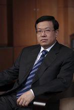 郑万春,男,1964年2月生,安徽省泾县人,中共党员,高级经济师,中国人民