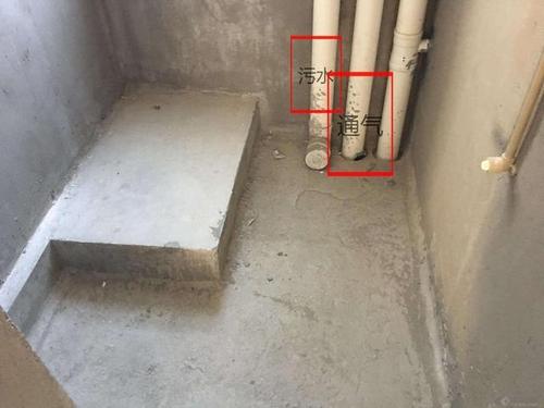 针对污水管我们都是了解它的功效,那高层住宅为何一定要装排汽管?