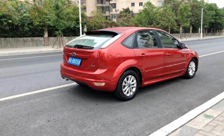 福特 福克斯两厢 2011款 两厢 1.8l 自动时尚型