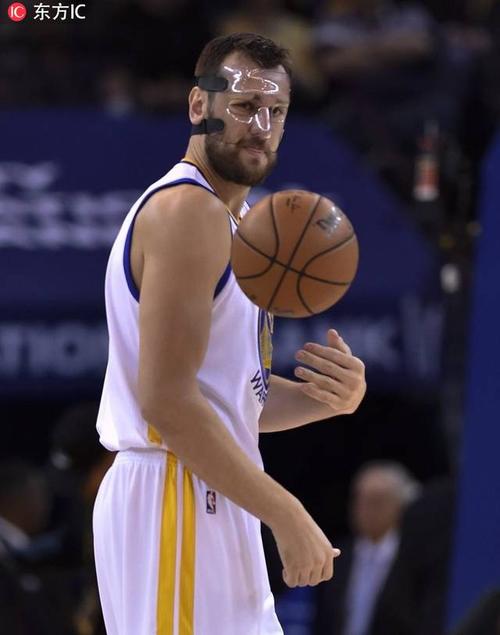 北京时间3月8日,早些时候勇士已经与中锋安德鲁-博古特签约至本赛季