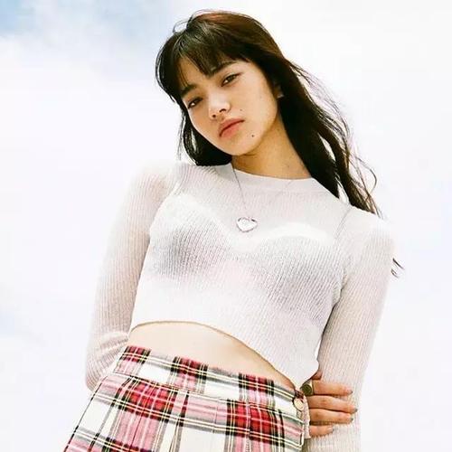 小松菜奈最爱"刘海look"就是它