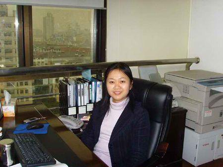 周婷的人物事迹