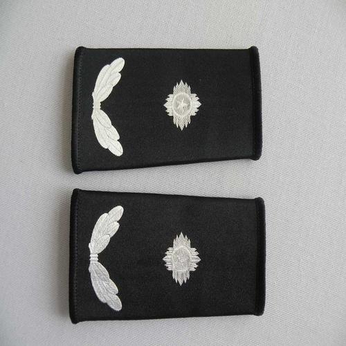 三级警监套式肩章(每样最低购买五副)