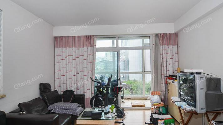 国际花园1室1厅0厨1卫65.99m满五年