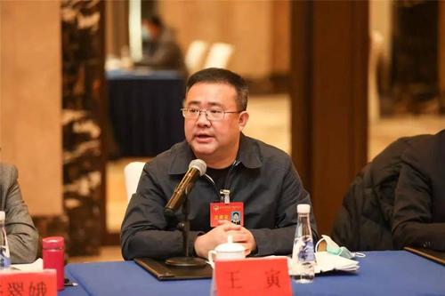 让王寅颇有成就感,他已四次成为市政协年度社情民意信息工作先进个人
