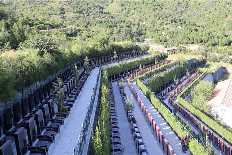 北京万佛园华侨公墓风水不是一般的好