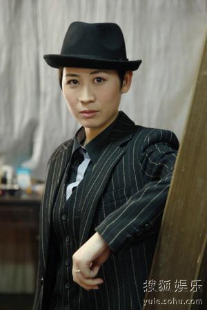 陶宇佳赶拍《刺蝶》 上演精彩连环"谍中谍"