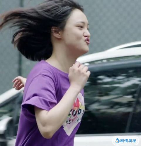 青春斗:曾经大方承认自己整容的郑爽,如今素颜成隐,全剧最丑?