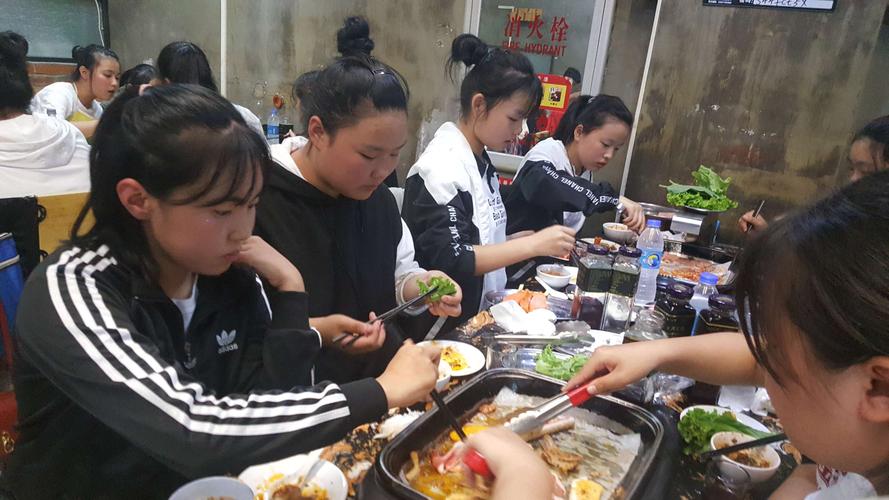 其它 秋季运动会 写美篇秋高气爽,汪清五中秋季运动会拉开了序幕.