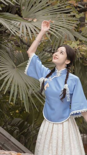 有人看过灵希三部曲吗