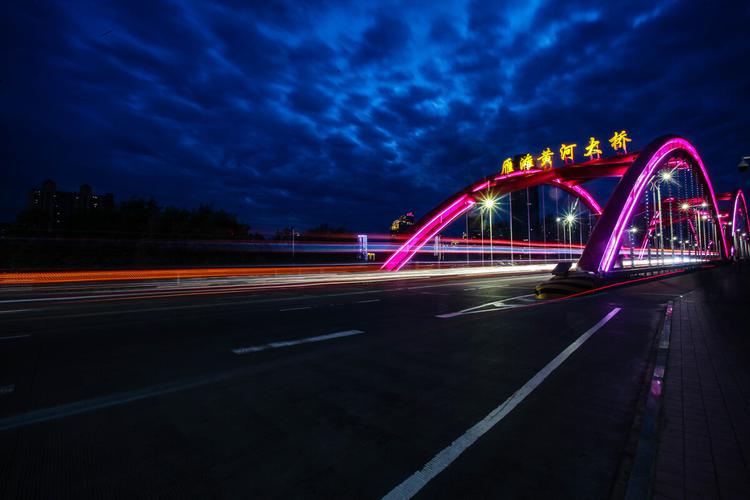 邂逅雁滩黄河大桥的车轨