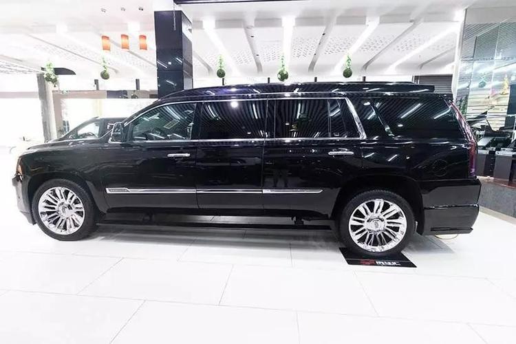 凯迪拉克大型suv内饰比劳斯莱斯还奢华