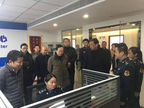 黄祥谈厅长检查福州春运工作