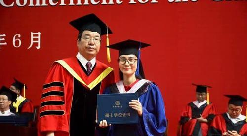 我国"最高学历"是啥?很多人都不知道,博士后可不是正确答案