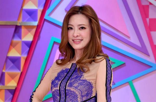 中国台湾网3月23日讯  综合台媒报道,台湾"国标舞女王"刘真在与