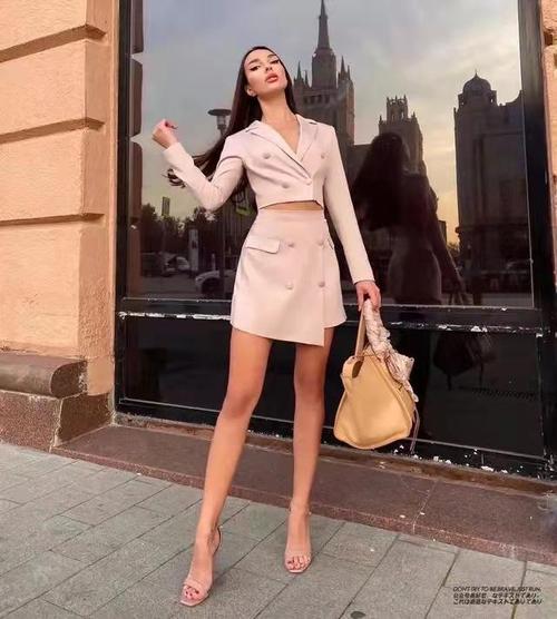 标准的俄罗斯大长腿美女!