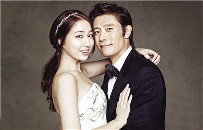 李秉宪李珉廷婚纱照公开(图)