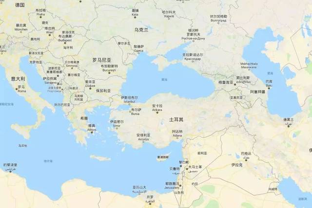 控制着著名的博斯普鲁斯海峡,达达尼尔海峡组成的土耳其海峡