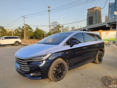 比亚迪宋max小改