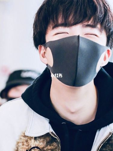 刘宇宁|笑起来眼睛眯成一条线,太喜人了_刘宇_摩登兄弟刘宇宁_娱乐