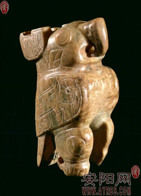 玉鸮,高5.8厘米,1976年妇好墓出土