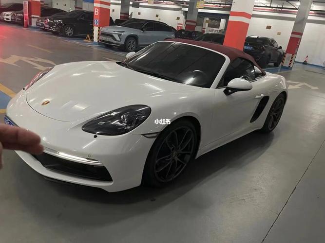 出保时捷718spyder,一手22年2000公里只要8x