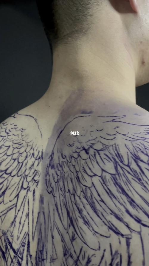 羽翼丰满,展翅高飞_羽翼_纹身_艺术_男生纹身_美妆_彩妆_彩妆其他