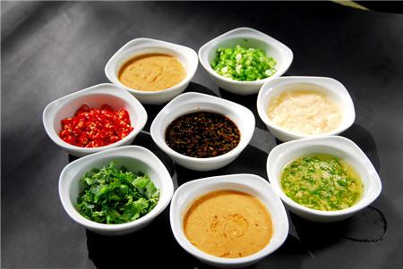 吃了这么久的火锅,这几种蘸料你搭配对了吗?
