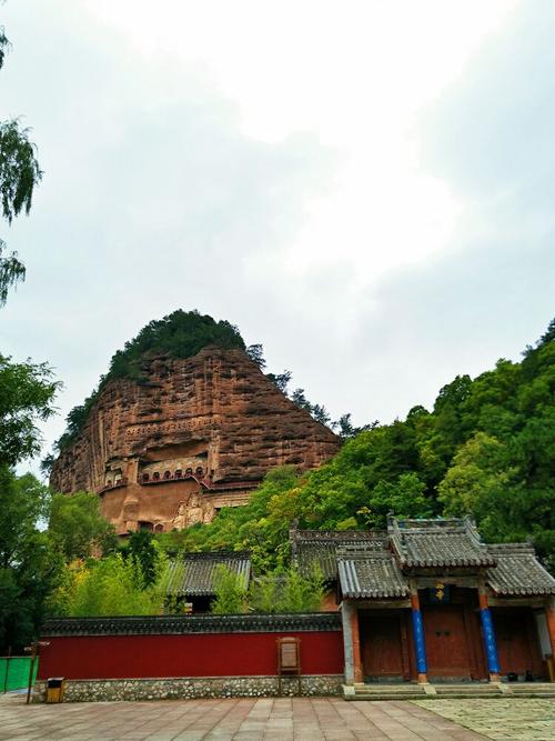 麦积山石窟