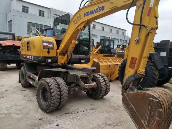 二手轮式挖掘机 二手小松轮胎式70挖掘机 二手微小型13 20 25 35挖掘