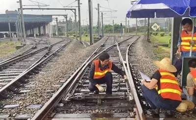 挤岔模拟测试(林柏发摄) 编辑:陈诗峰 返回搜             责任编辑