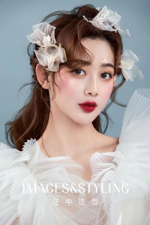 6月最新优雅减龄白纱新娘造型