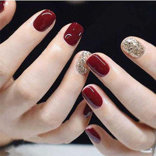 银色跳色大红美甲图片 美甲黑色纯色跳色