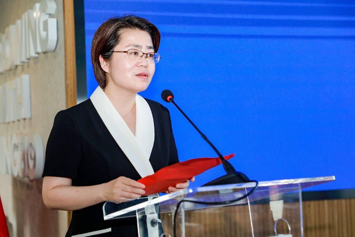 宁波市江北区委书记丁晓芳