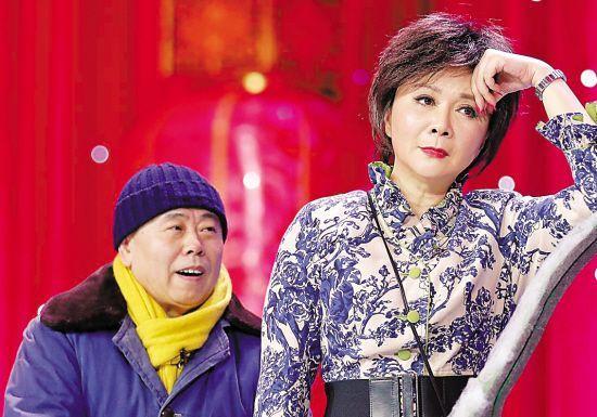央视春晚一个小品的所有演员年龄加起来超过660岁?心疼沈腾