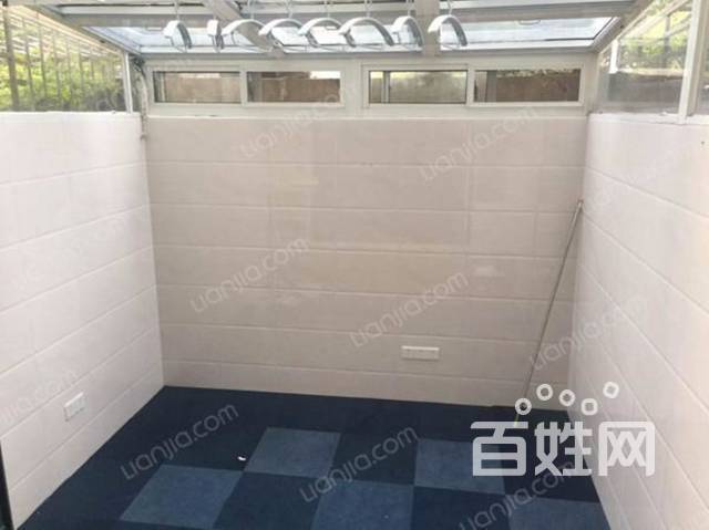 北小区 新挂牌一房 天井已搭好阳光房 精装修 急售