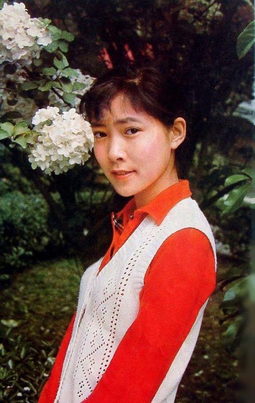 张铁林抛弃波兰妻子情断北影校花55岁女友刘玉婉才是老伴