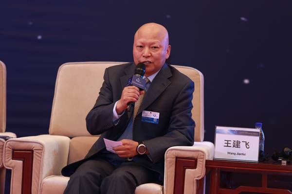 英国百力马艾斯盟船舶经纪有限公司北京代表处董事王建飞发言