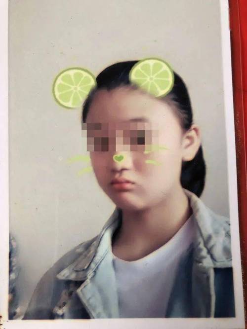 外出打工的少女