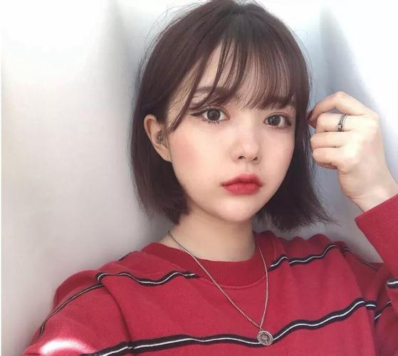 10款长脸适合的短发,彰显独特女人韵味!