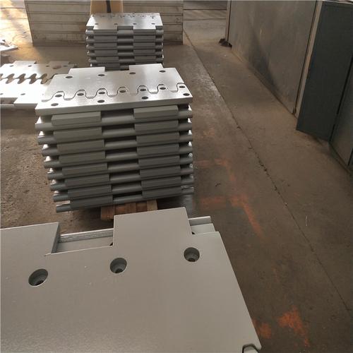 钢梳齿伸缩缝厂家售80型梳齿板伸缩装置