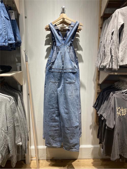 brandymelville欧阳娜娜同款牛仔背带裤女bm减龄阔腿裤显瘦牛仔裤