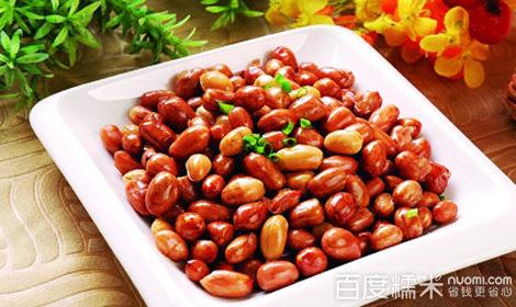 御厨大饭店团购   爽口油渣: 盐焗凤爪: 刀拍黄瓜: 花生米: 萝卜皮