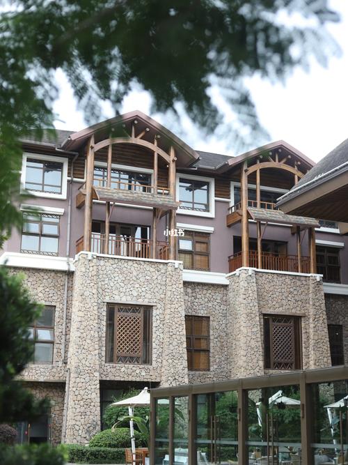 峨眉山网红酒店|蓝光己庄酒店_住宿_酒店_峨眉山_亲子