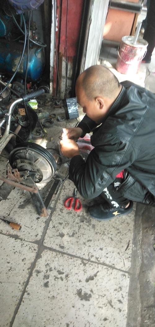 巨鹿电动车修理培训学校.