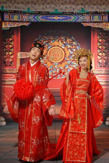 大红中式婚礼喜服新娘结婚婚纱礼服情侣古装唐装汉服男女演出服装