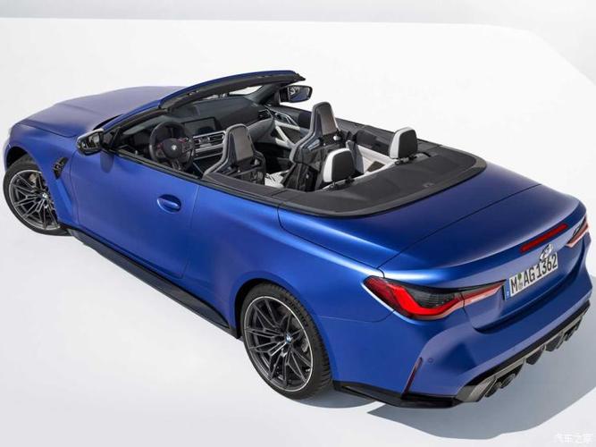 宝马m 宝马m4 2021款 m4敞篷轿跑车 m xdrive 雷霆版