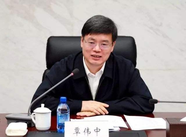 黄志豪成珠海市长候选人,7位市政府领导中有5位博士,4