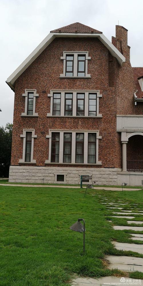 德式建筑英迪格酒店